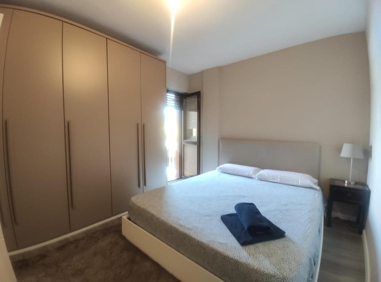 Apartamento D'Ousseau Jaca Exterior photo